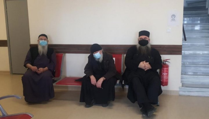 Афонських ченців почали прищеплювати від коронавірусу
