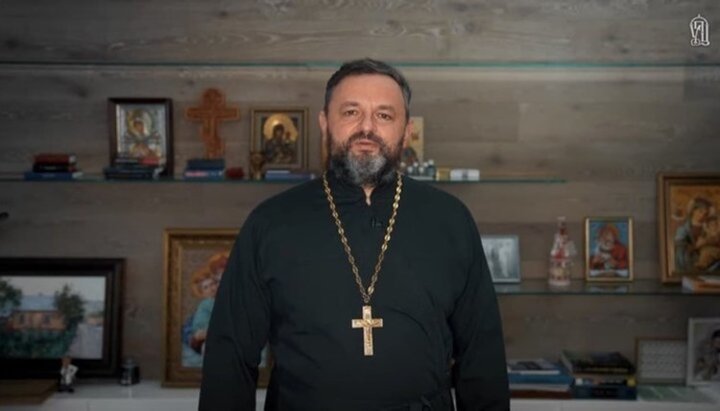 Заслужений лікар України, священик УПЦ Ростислав Валіхновський. Фото: скріншот відео з YouTube-канала УПЦ