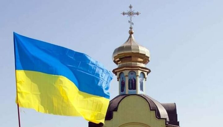 В Фарбованном священник вопреки воле общины «перевел» ее в ПЦУ