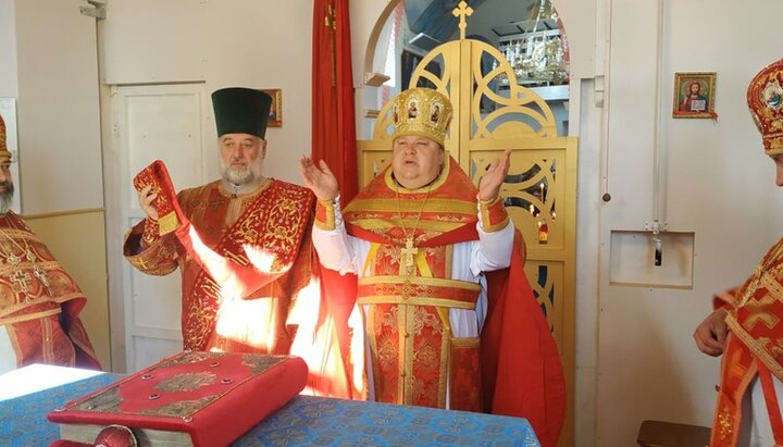 Священик у Садові: Незважаючи на тиск, твердо вирішив – у розкол не піду