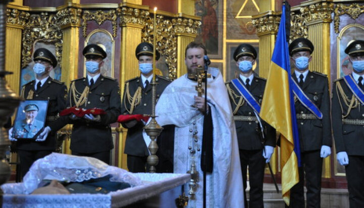 General Staff replies why it sent an honor guard to SS soldier’s "funeral"