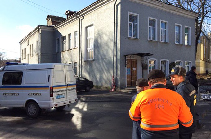 В Ровно телефонные хулиганы несколько раз "минировали" культовые сооружения