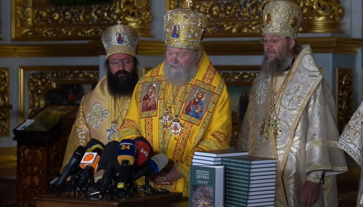 OCCLS hierarch: At each Liturgy, we pray for UOC and His Beatitude Onuphry