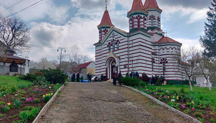UOC community in Zadubrivka wins appeal in case of "transfer" to OCU