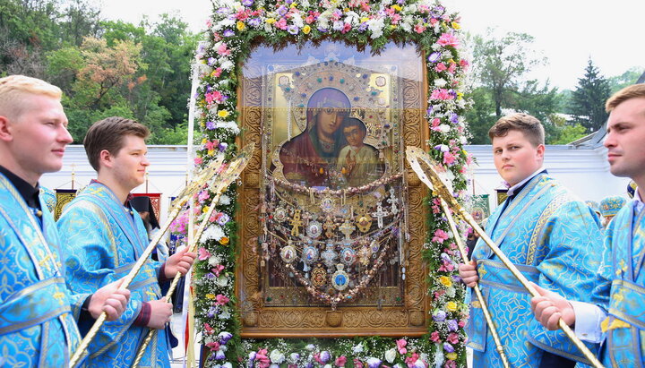 У Святогірській лаврі урочисто вшанували Святогірську ікону Богоматері