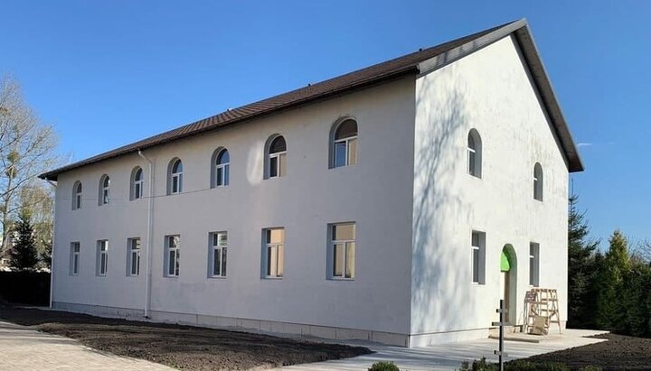 БФ «Фавор» просить допомогти добудувати дім недільної школи УПЦ у Вишневому