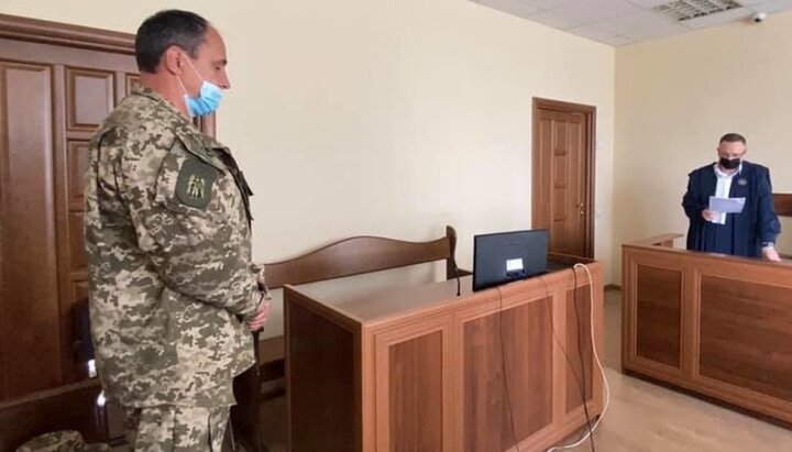 Капелану «Правого сектора» дали 7 років за грабіж