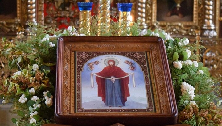 Церковь празднует Покров Пресвятой Богородицы