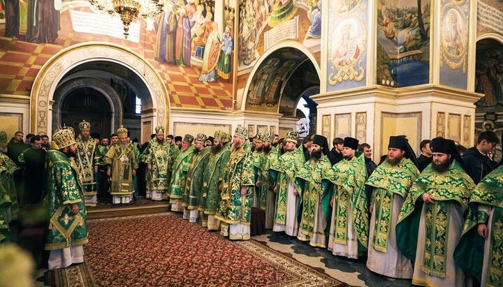 Предстоятель очолив святкування Собору святих КДА в київській Лаврі