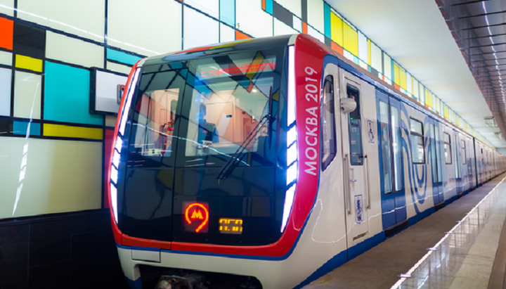 Московське метро відкинуло ідею зробити молитовні кімнати для мусульман