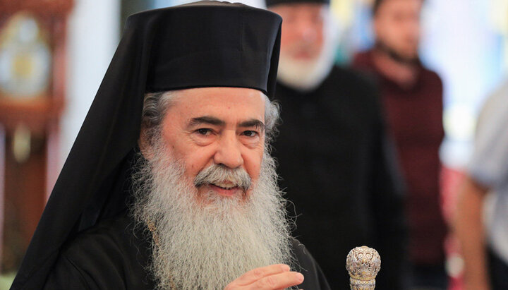 Patriarch Theophilos urges not to celebrate Christmas in New Style