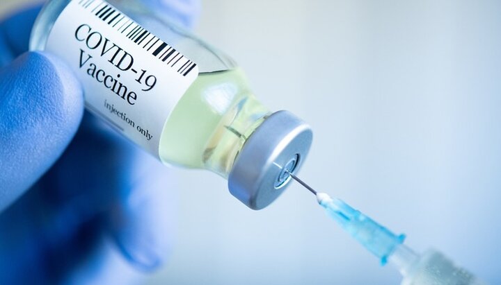 С 9 декабря список подлежащих обязательной вакцинации в Украине расширили