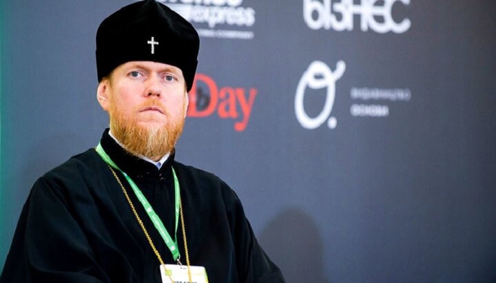 У ПЦУ закликали до вакцинації та проінструктували, як правильно чхати