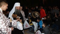 Патриарх Сербский порадовал более 1000 детей подарками к Рождеству