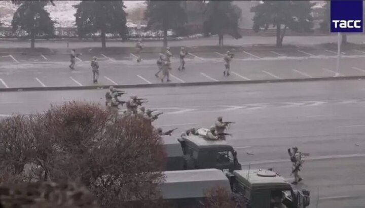 Almaty Police Department stormed with shouts "Allahu Akbar"