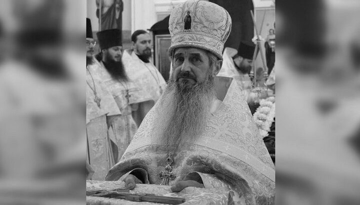 В Брыкове рейдеры ПЦУ хотят выгнать на улицу вдову умершего священника УПЦ