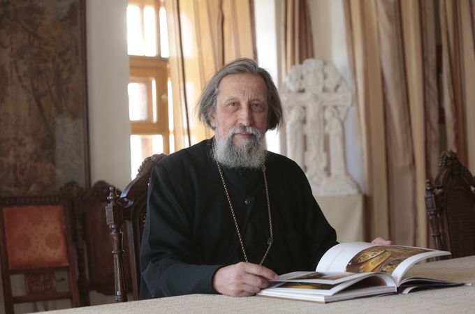 Протоиерей Александр Салтыков: "Во время Масленницы читайте Апокалипсис"