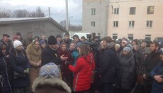 Who is bothered by an Orthodox church in Khmelnytskyi?