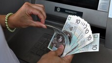 Польша выплатит по 500 злотых каждому украинскому беженцу