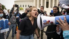 В Лос-Анджелесе вспыхнули массовые протесты из-за закона о запрете абортов