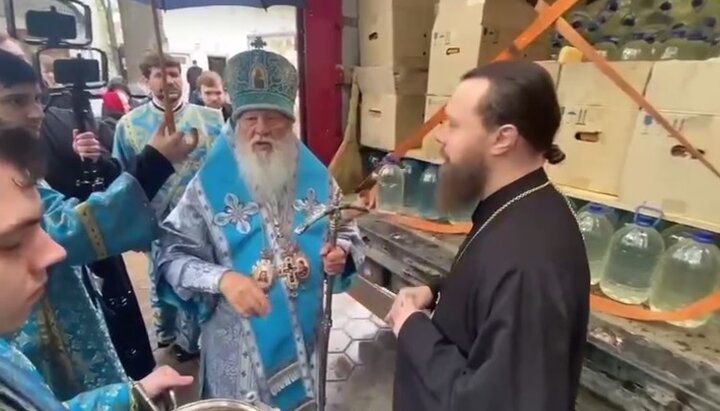 Из Одесской епархии верующие отправили в Николаев 25 тонн воды