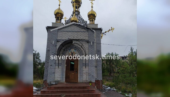 Храм в больничном городке Северодонецка вновь пострадал от обстрелов
