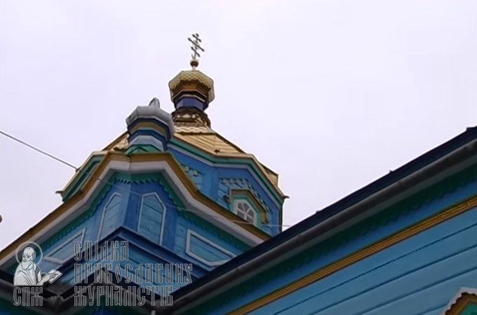 "Прийшли московського попа закопати". Як у с.Повча намагалися відібрати храм у громади УПЦ