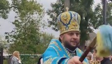 OCU performs "Chervona Kalyna" at "bishops'" procession