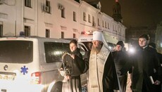 Управделами передал от УПЦ 8 скорых больницам Херсонской области