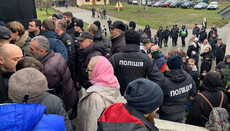UOC hierarch on conflict in Ivano-Frankivsk: "Mute rather than dialogue police"
