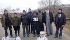 Священники Киевской епархии передали гумпомощь в Харьковскую область