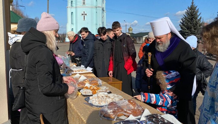 УПЦ провела у різних регіонах благодійні ярмарки на підтримку ЗСУ