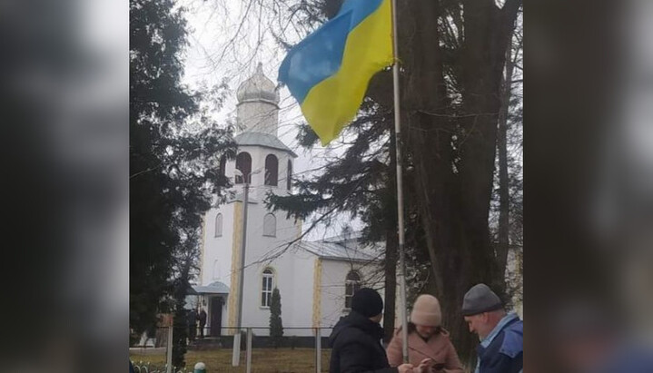 У Колибаївці незаконно перереєстрували громаду УПЦ в ПЦУ