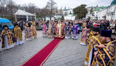 Блаженніший очолить літургію біля Хрестовоздвиженського храму Лаври
