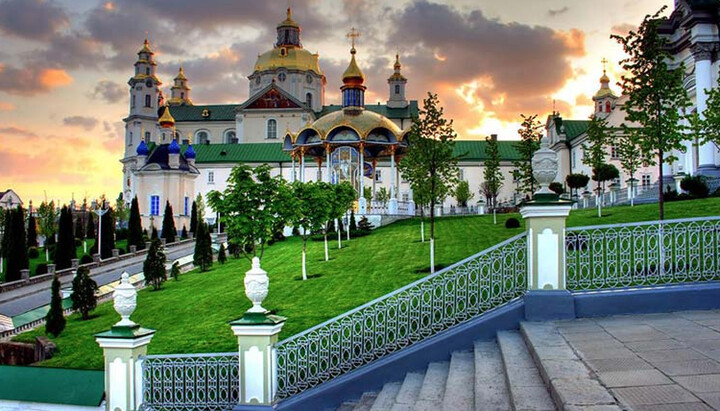Почаївська лавра. Фото: peopletravel.by