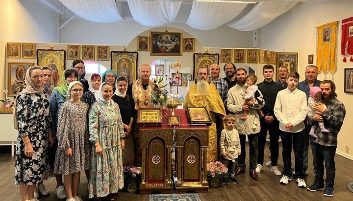 Архієпископ Іона відвідав громаду УПЦ у Швеції