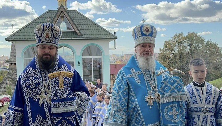 Молитвенное поминовение погибших закарпатских воинов в Мукачеве. Фото: m-church.org.ua