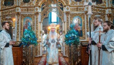 Предстоятель УПЦ звершив літургію у Флорівському монастирі