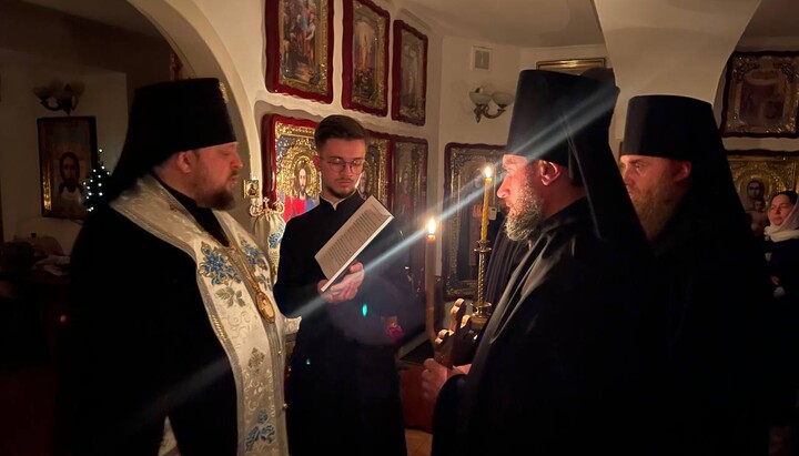 У Спиридонівському храмі УПЦ в Мирнограді відбувся чернечий постриг
