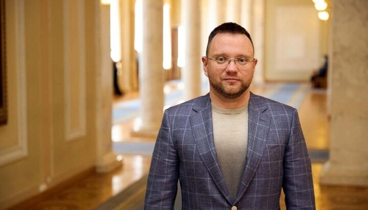 MP: We need to request the Phanar for "temporary canonical status" for UOC
