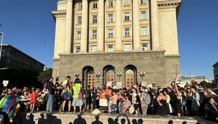 Ο νόμος υποστηρίχθηκε από 135 βουλευτές. Φωτογραφία: t.me/pavlov_secr