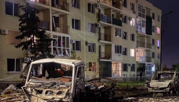 Одеська єпархія пропонує допомогу тим, хто втратив житло через обстріл РФ