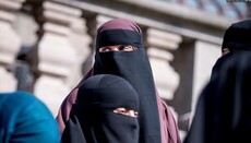 В Кыргызстане запретили носить никаб в общественных местах