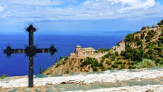 Are Greeks opening their Patriarch’s eyes to Ukraine?