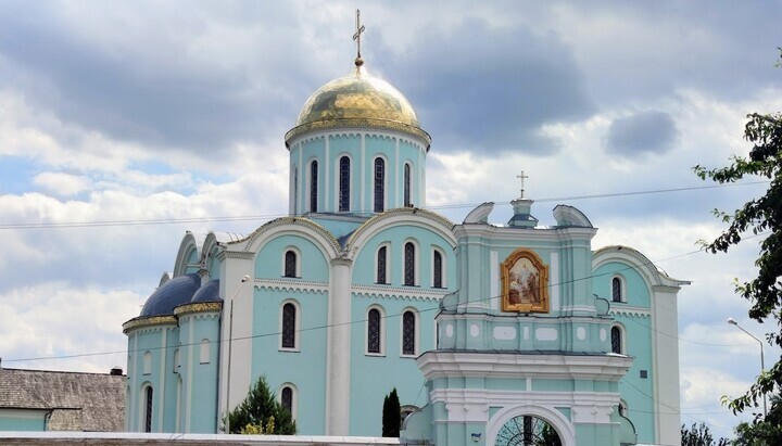 Свято-Успенский собор во Владимире Фото: drevo.info