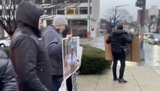 В Вашингтоне протестанты США провели пикет против своих единоверцев из РФ