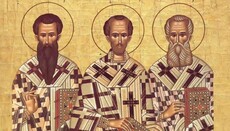Церковь празднует память Трех святителей