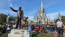 Disney отказывается от программ по продвижению ЛГБТ и гендерной идеологии