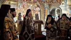 Οι Πατριάρχες Ιεροσολύμων και Σερβίας τέλεσαν τη Λειτουργία στον Ναό της Αναστάσεως