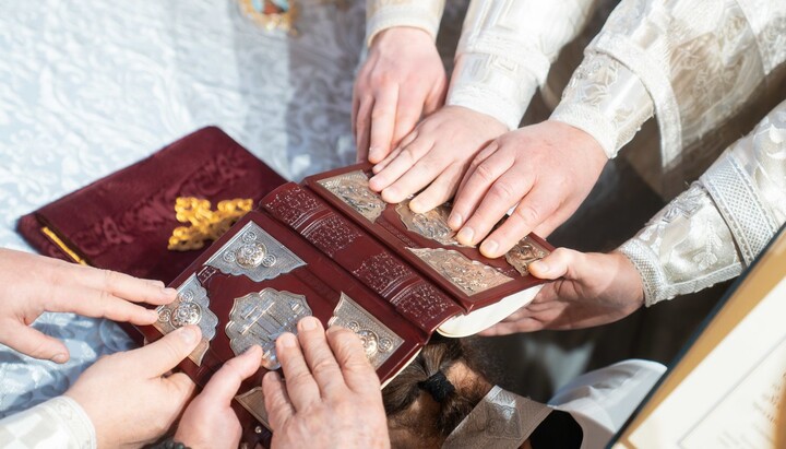 On the action of the Holy Spirit in ordinations